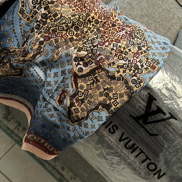 Louis Vuitton Blue and Gold Silk Scarf - Picture 1 of 8